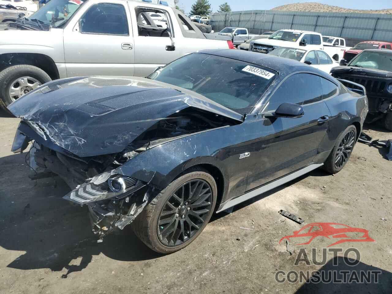 FORD MUSTANG 2019 - 1FA6P8CF0K5185537