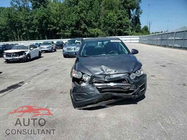 CHEVROLET SONIC 2016 - 1G1JC5SH4G4115563
