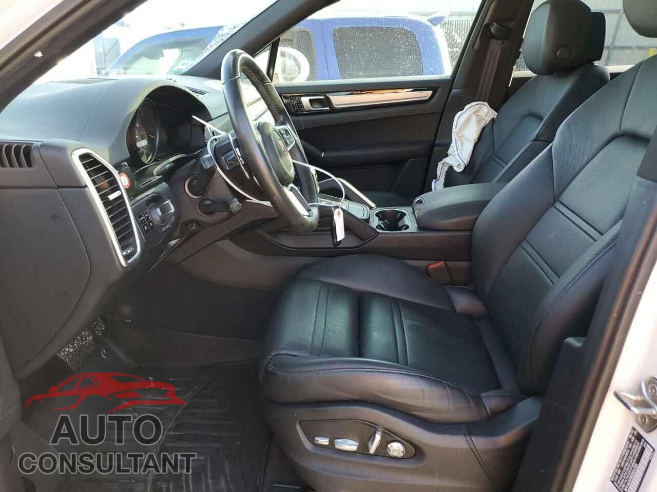 PORSCHE CAYENNE 2019 - WP1AA2AY8KDA01005