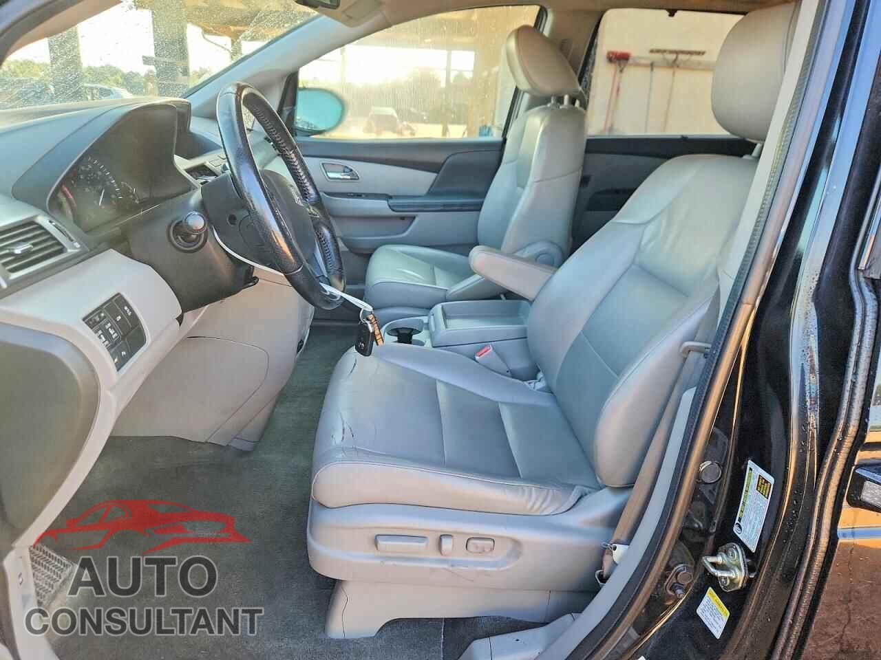 HONDA ODYSSEY 2014 - 5FNRL5H99EB077067