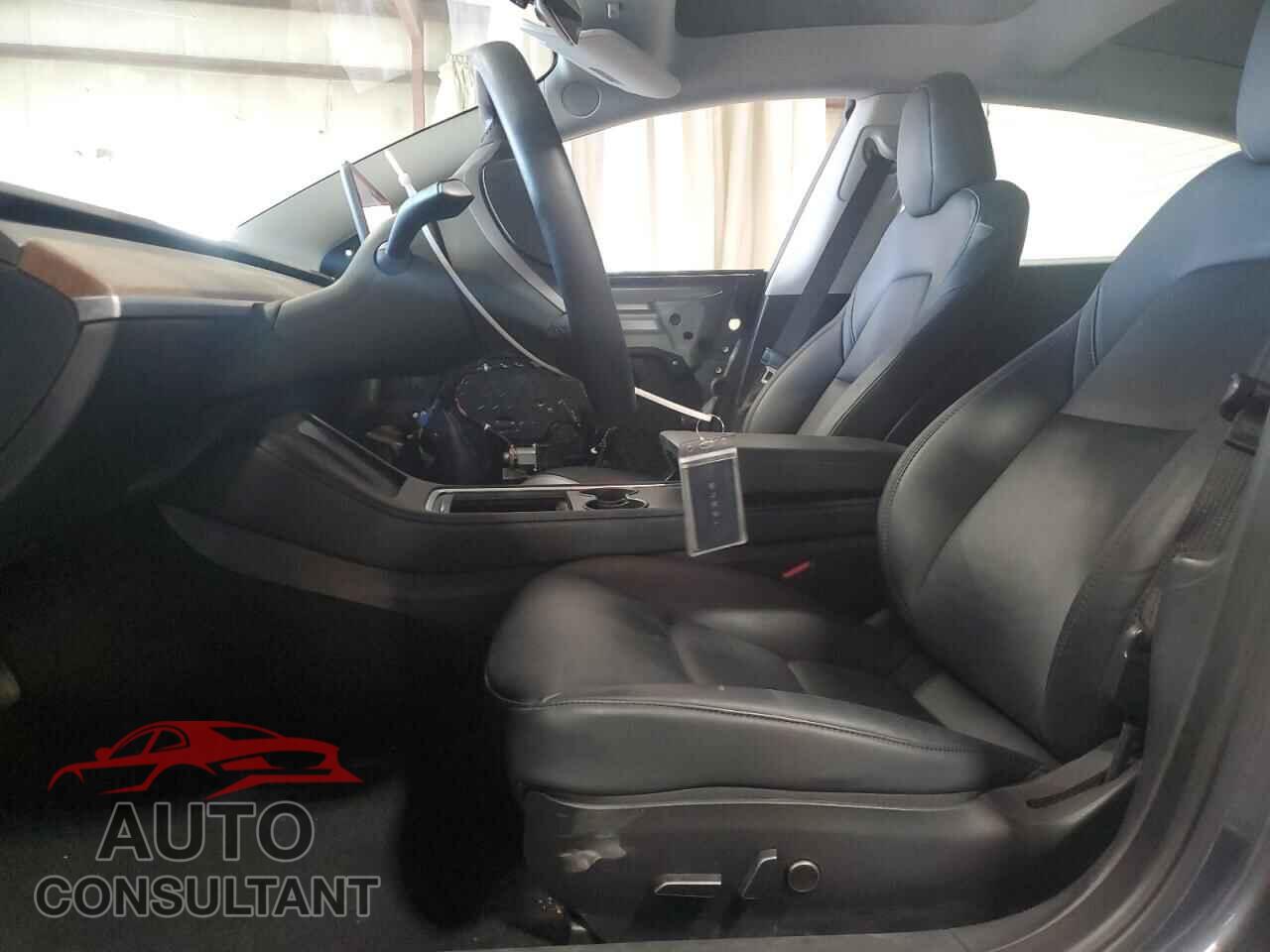 TESLA MODEL 3 2023 - 5YJ3E1EA5PF682245