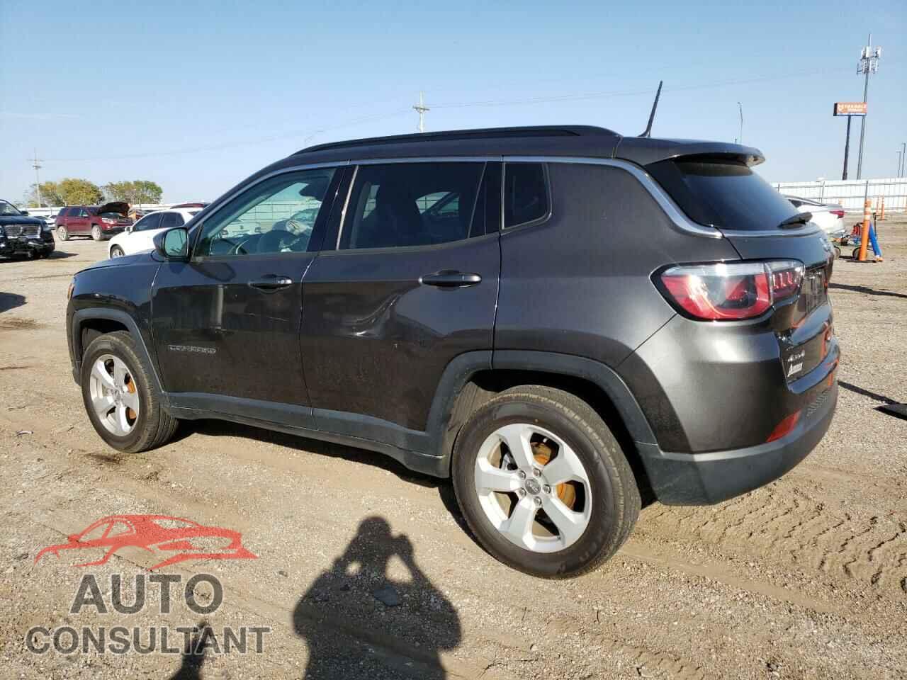 JEEP COMPASS 2018 - 3C4NJDBB2JT282736