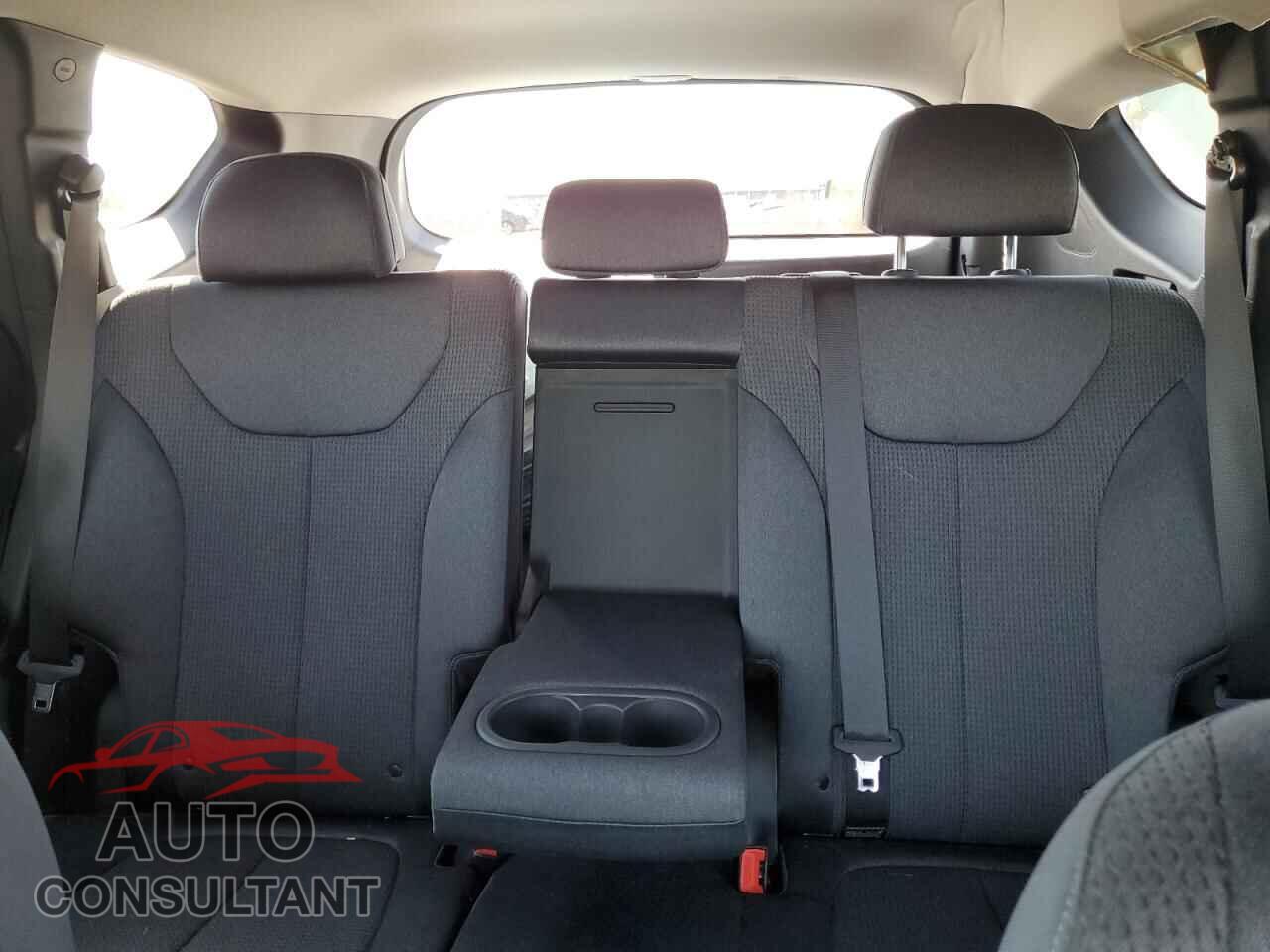 HYUNDAI SANTA FE 2023 - 5NMS14AJ4PH505800