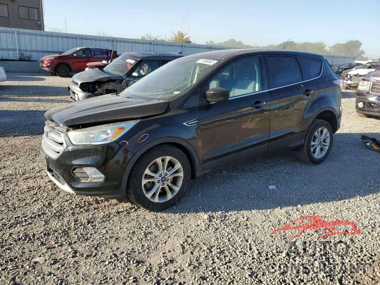 FORD ESCAPE 2017 - 1FMCU0G95HUC81234