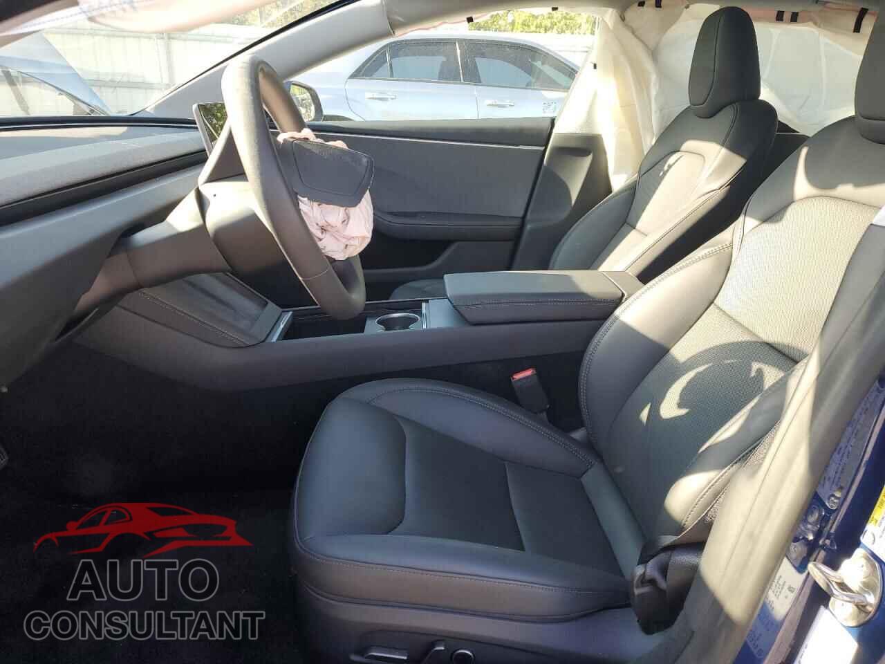 TESLA MODEL 3 2024 - 5YJ3E1EA1RF784502