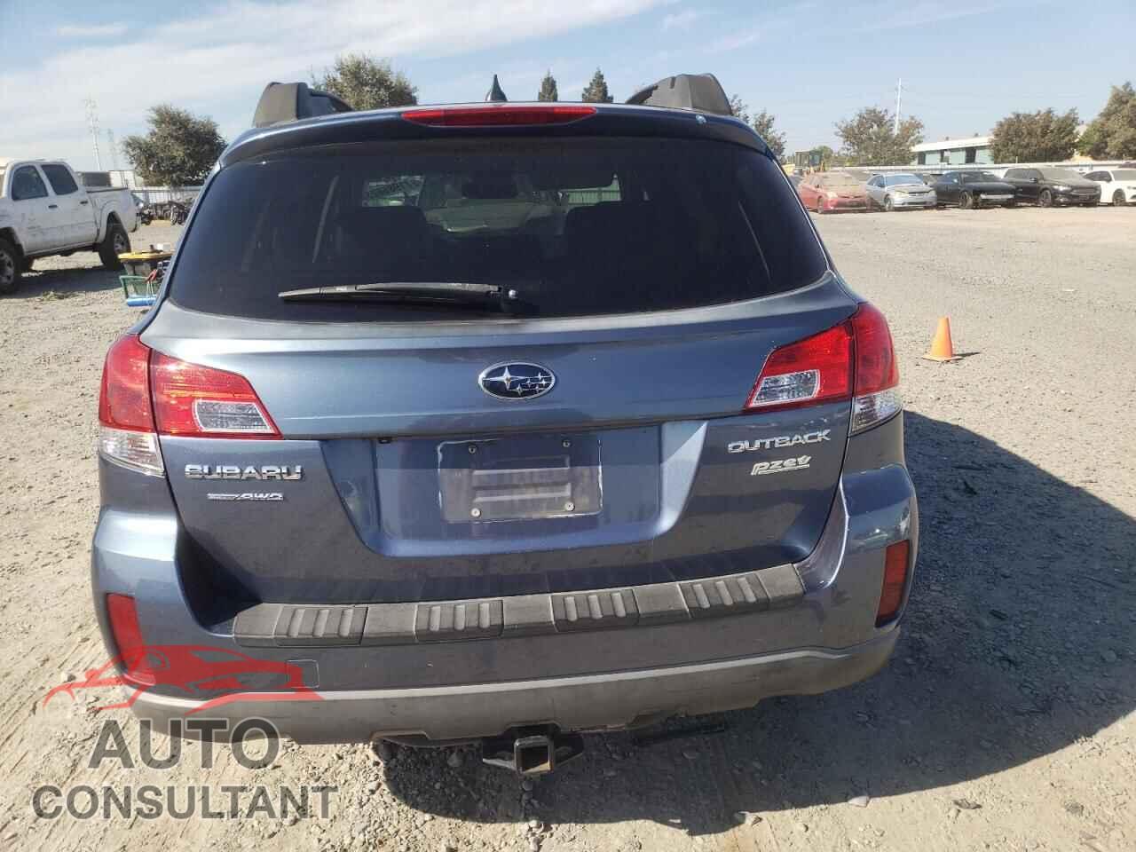 SUBARU OUTBACK 2014 - 4S4BRBLCXE3230775