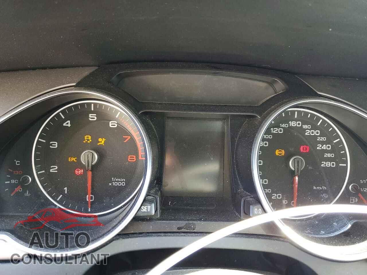 AUDI A5 2013 - WAUDFBFR3DA064578