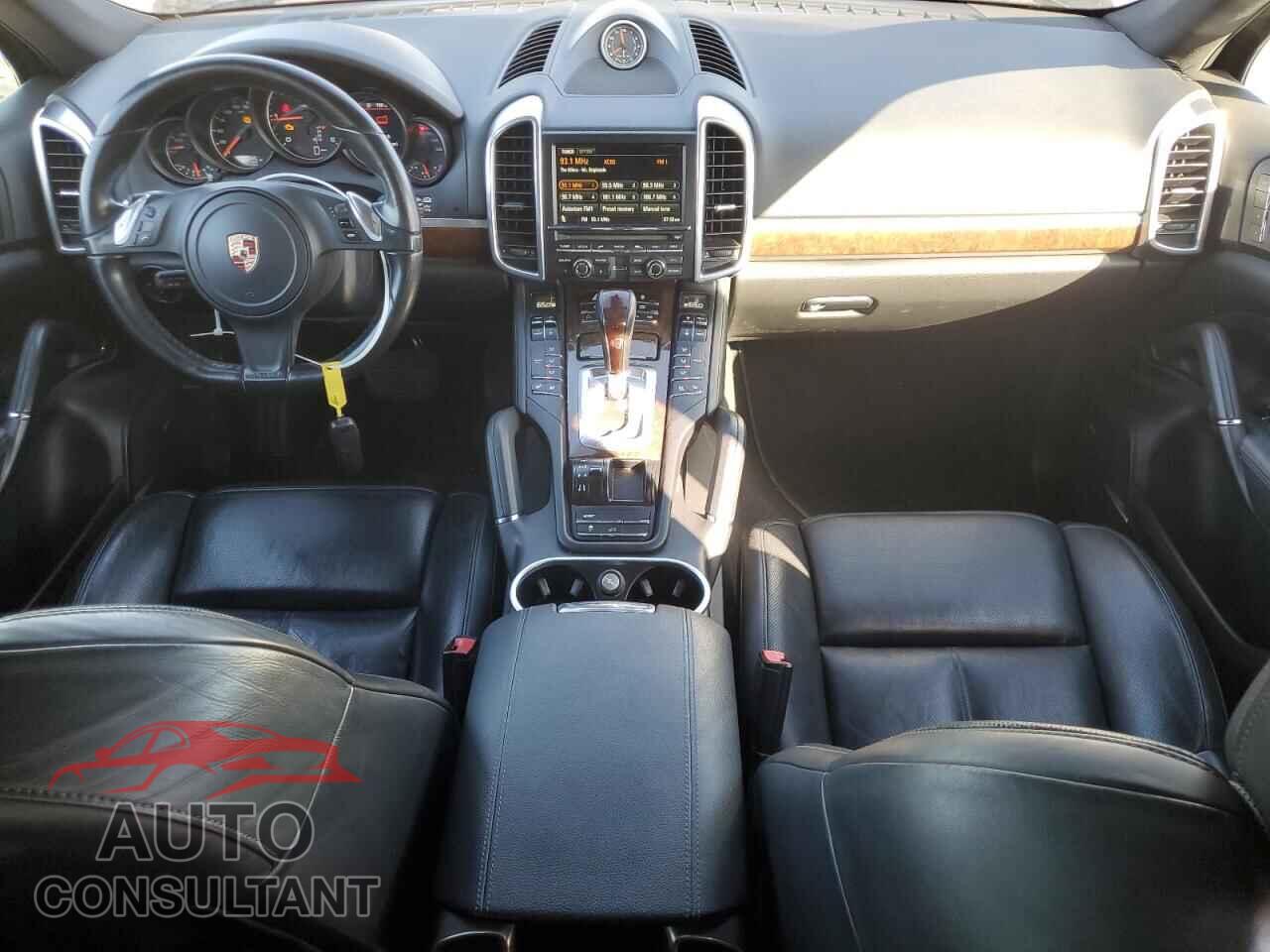 PORSCHE CAYENNE 2013 - WP1AF2A25DLA21556