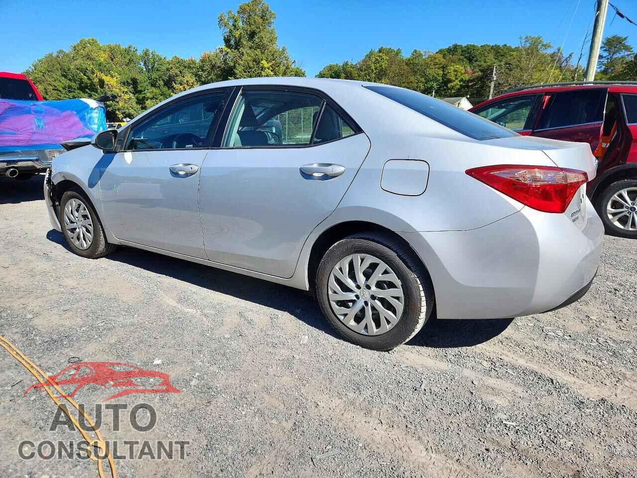 TOYOTA COROLLA 2019 - 2T1BURHEXKC157254