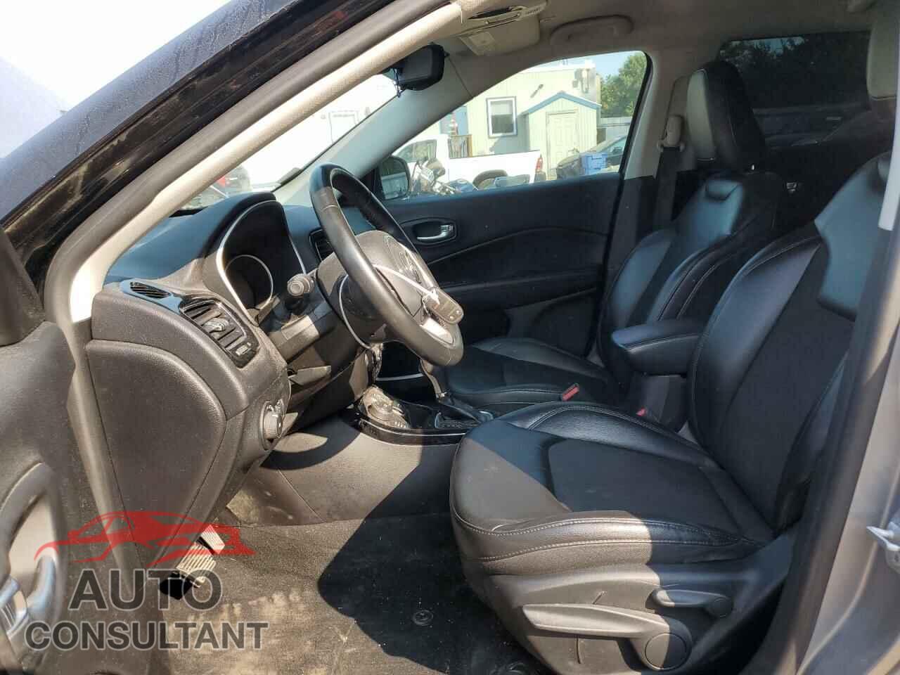 JEEP COMPASS 2018 - 3C4NJDBB0JT453922