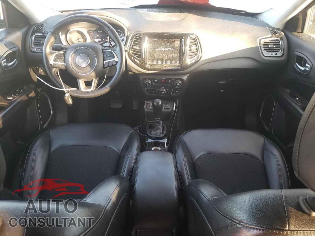JEEP COMPASS 2019 - 3C4NJCBB1KT646530