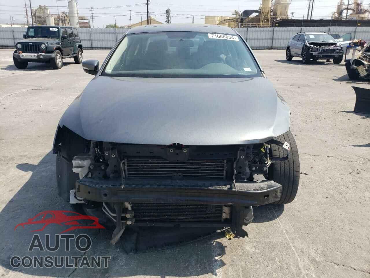 VOLKSWAGEN JETTA 2017 - 3VWDB7AJ6HM220745