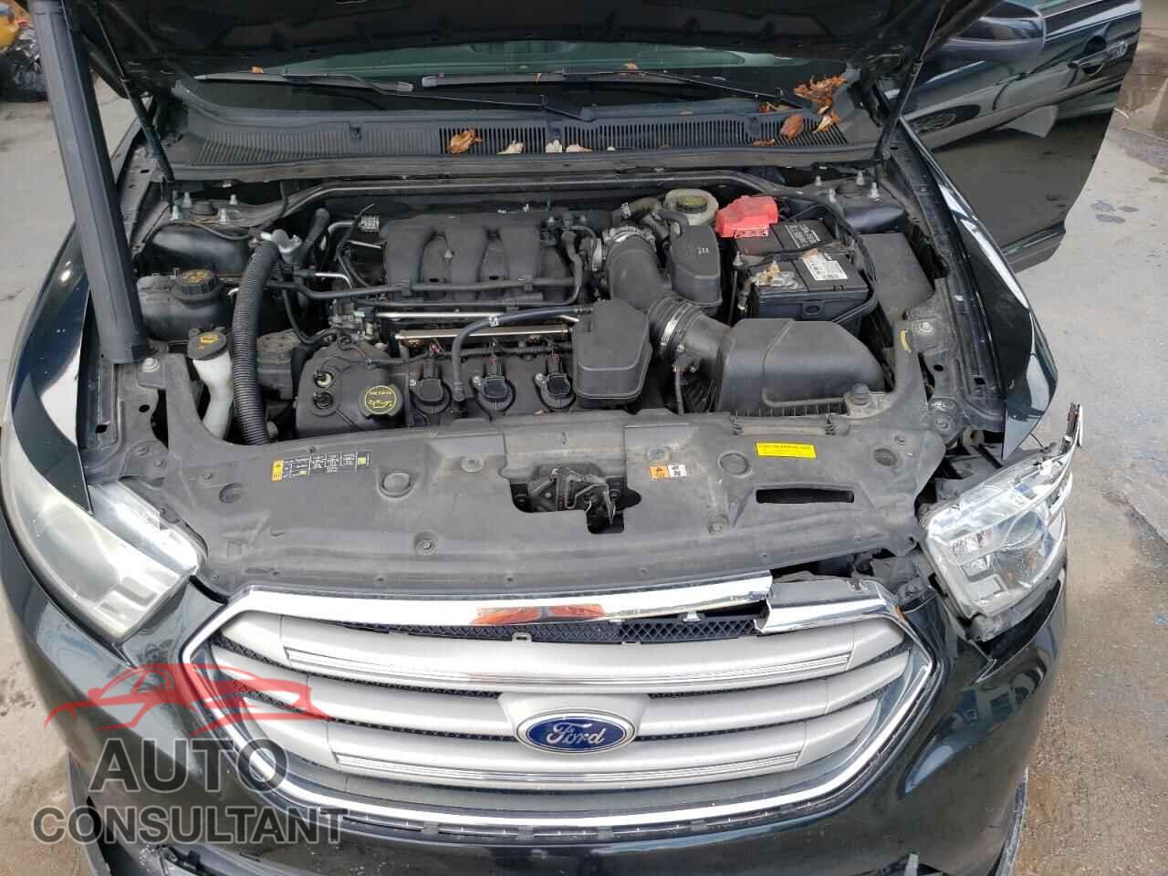FORD TAURUS 2015 - 1FAHP2E83FG187989