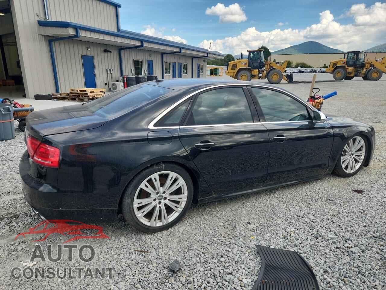 AUDI S8 2013 - WAUD2AFD4DN009950