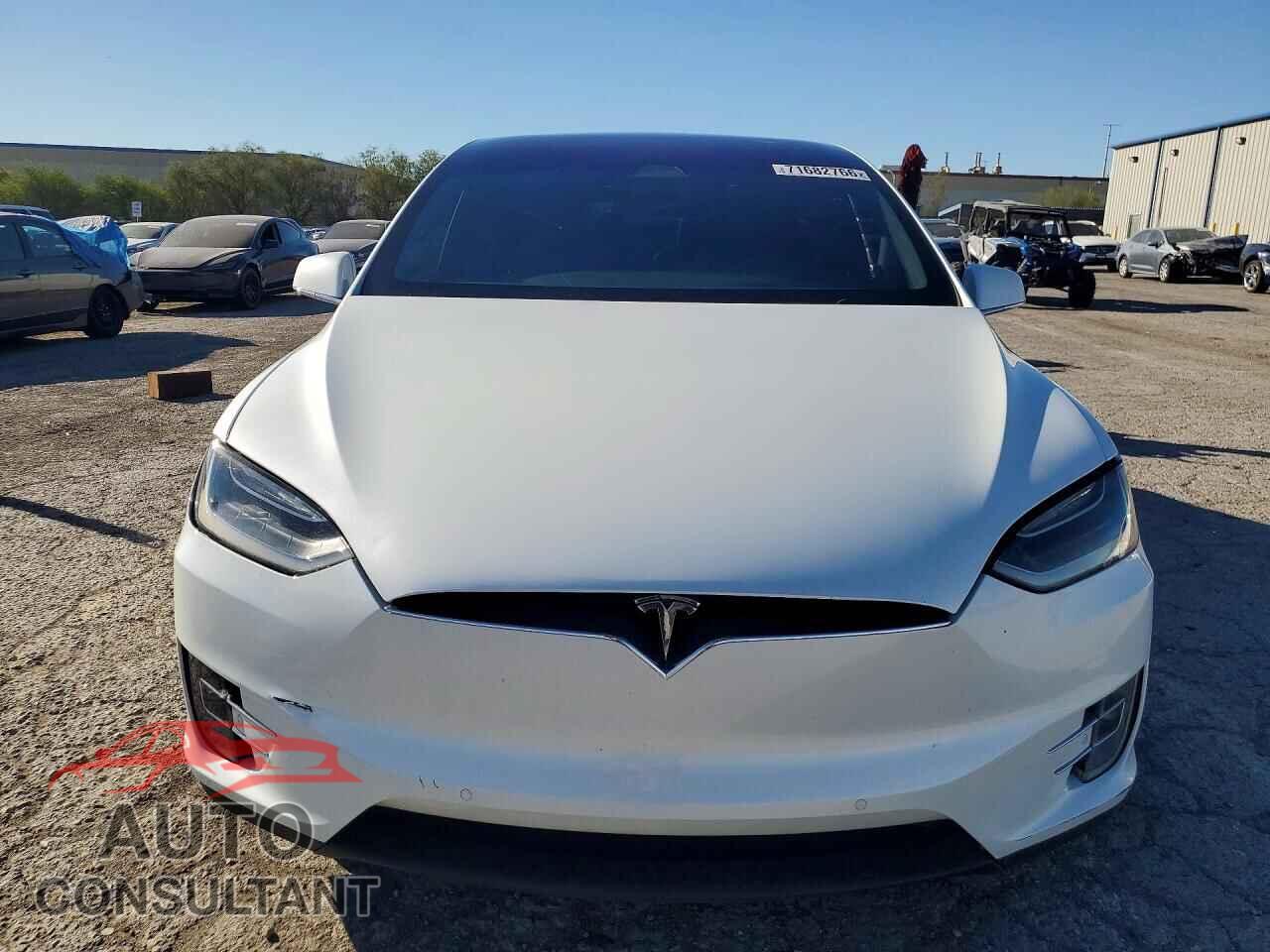TESLA MODEL X 2018 - 5YJXCBE26JF143484
