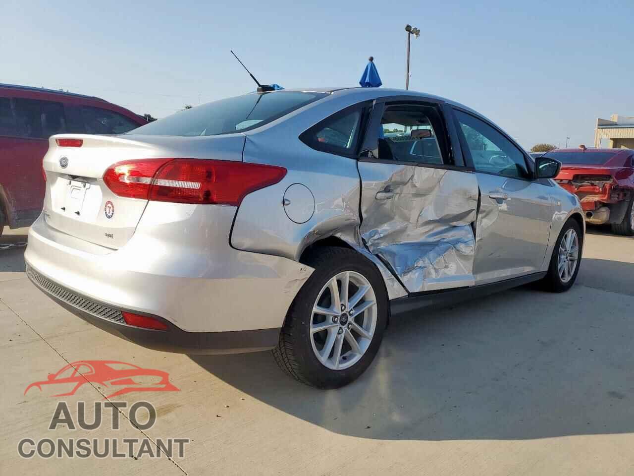 FORD FOCUS 2018 - 1FADP3F25JL328592