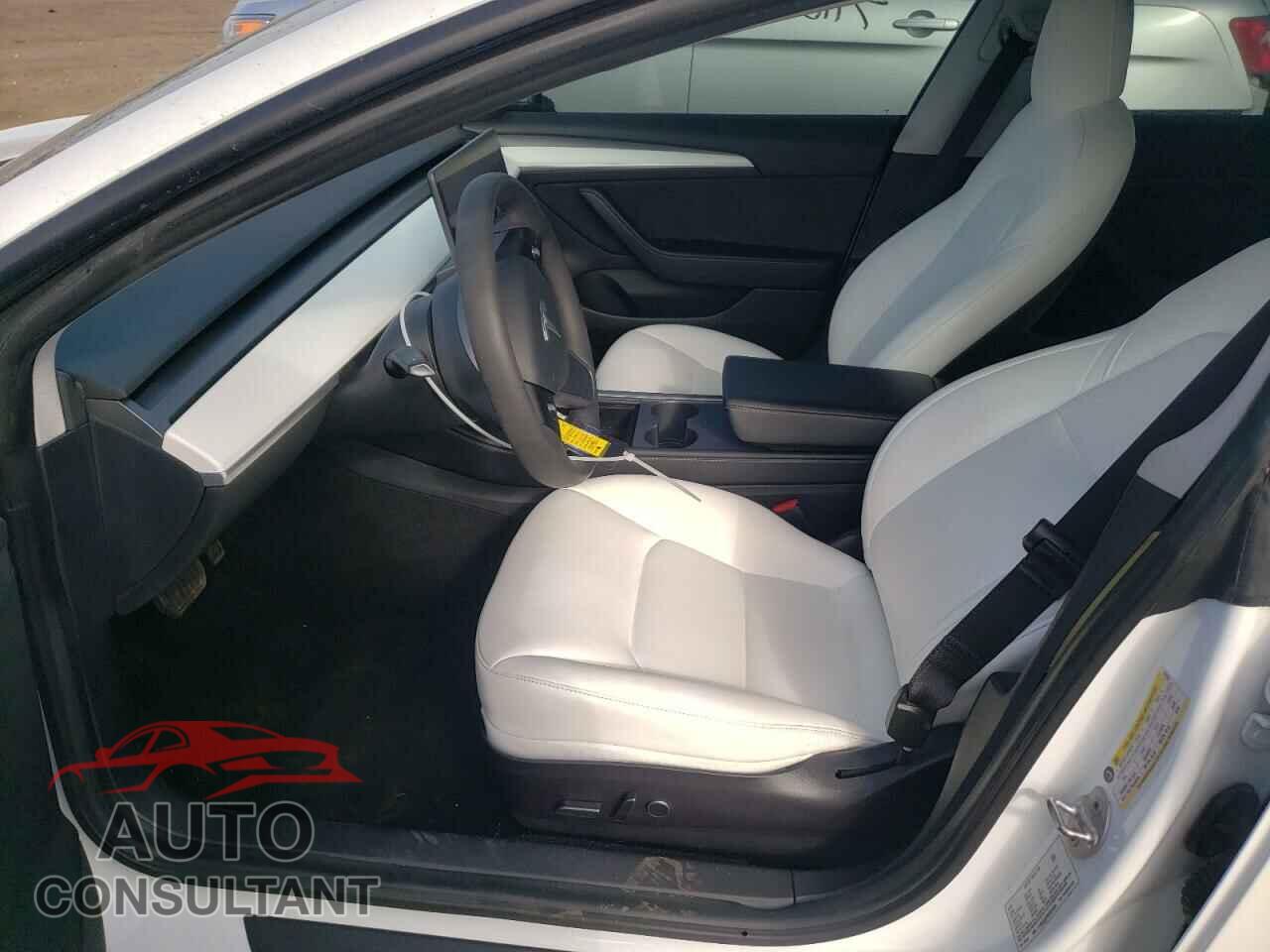 TESLA MODEL 3 2021 - 5YJ3E1EA3MF024595