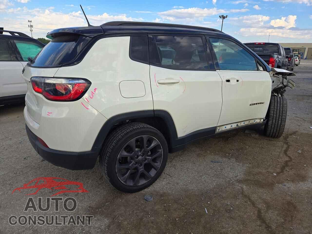 JEEP COMPASS 2019 - 3C4NJDCB8KT669999