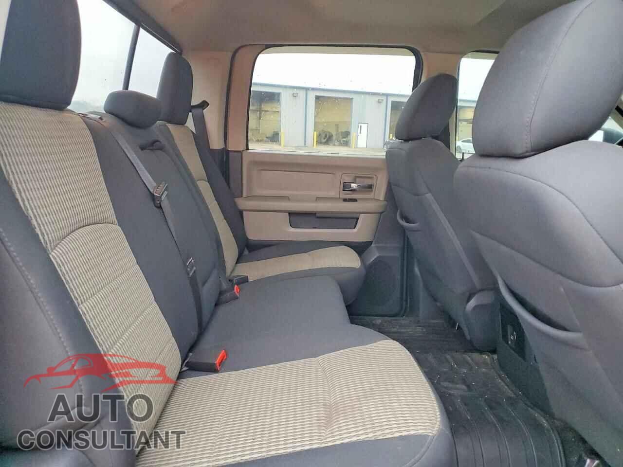 DODGE RAM 1500 2012 - 1C6RD7LT3CS231307