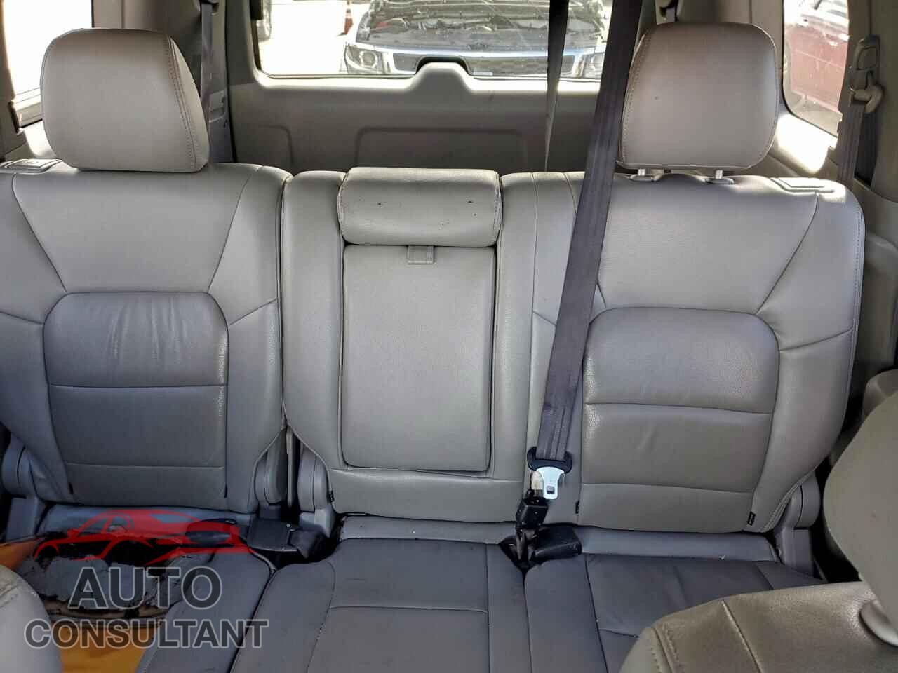 HONDA PILOT 2013 - 5FNYF3H40DB014577