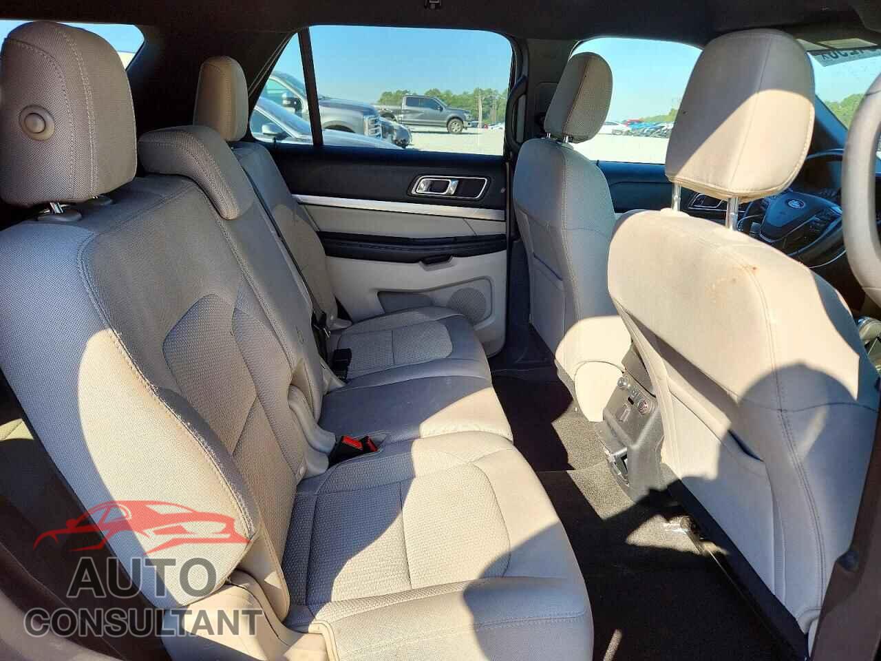 FORD EXPLORER 2018 - 1FM5K7D84JGB15116
