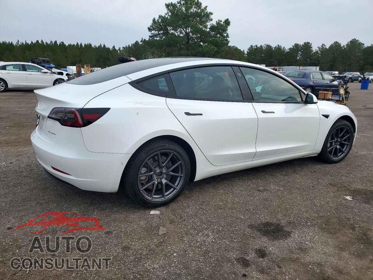 TESLA MODEL 3 2022 - 5YJ3E1EB2NF112483