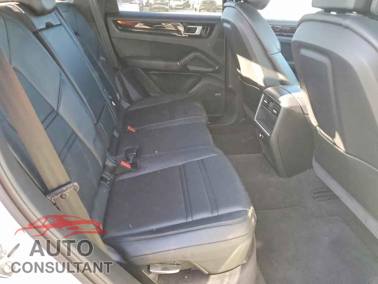 PORSCHE CAYENNE 2020 - WP1AA2AY9LDA07039