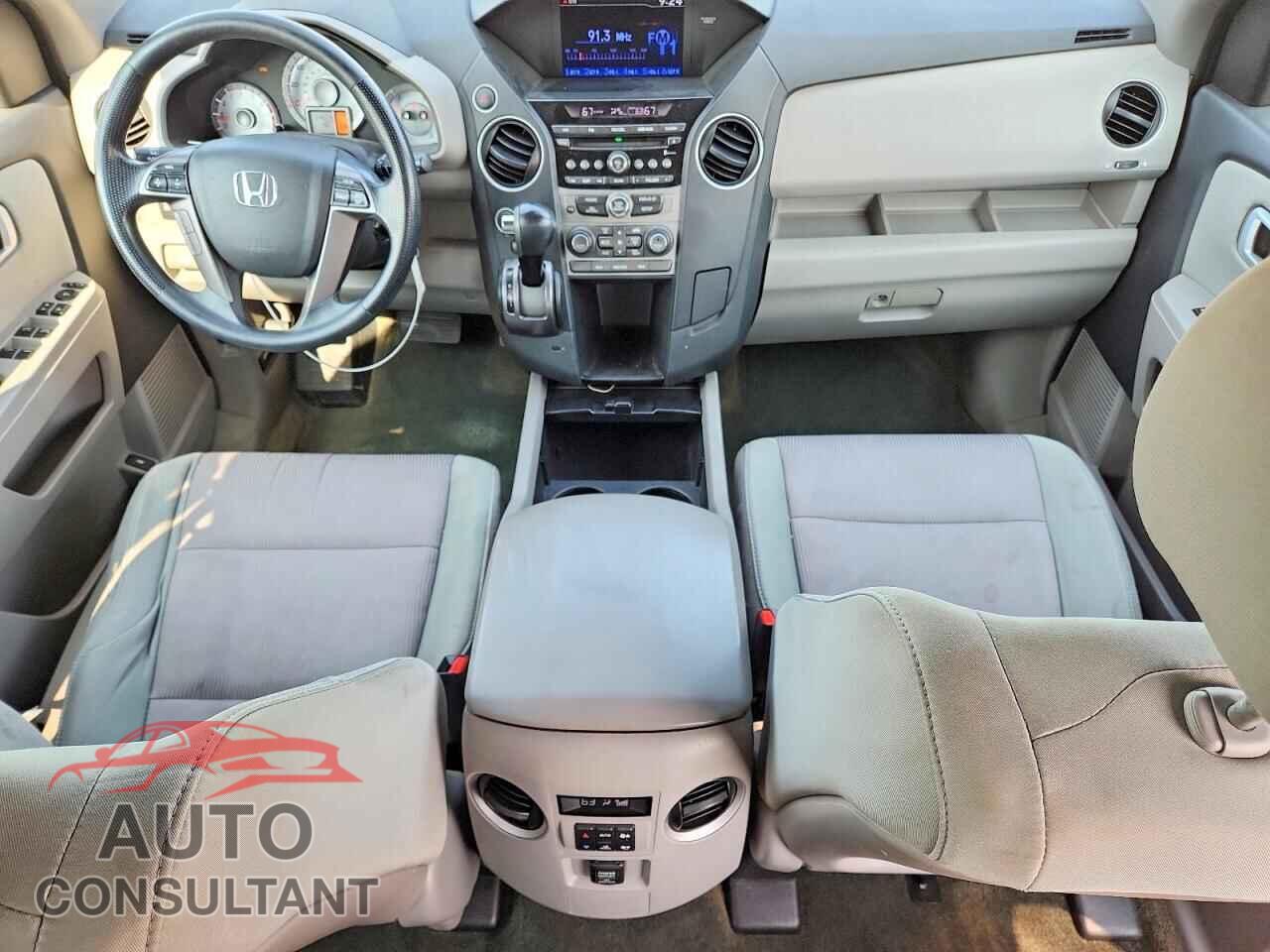 HONDA PILOT 2015 - 5FNYF4H44FB073155