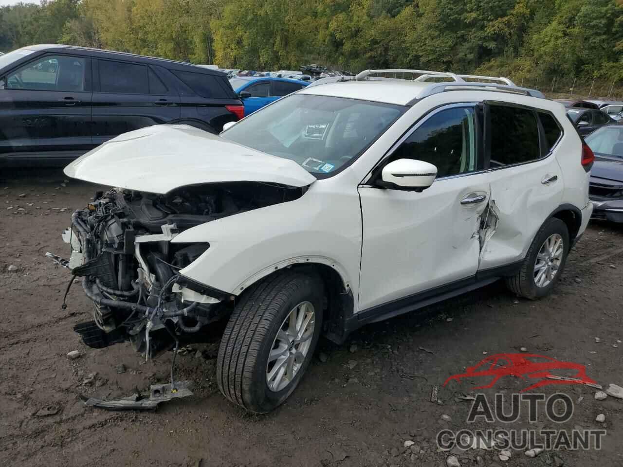 NISSAN ROGUE 2017 - KNMAT2MV7HP511737