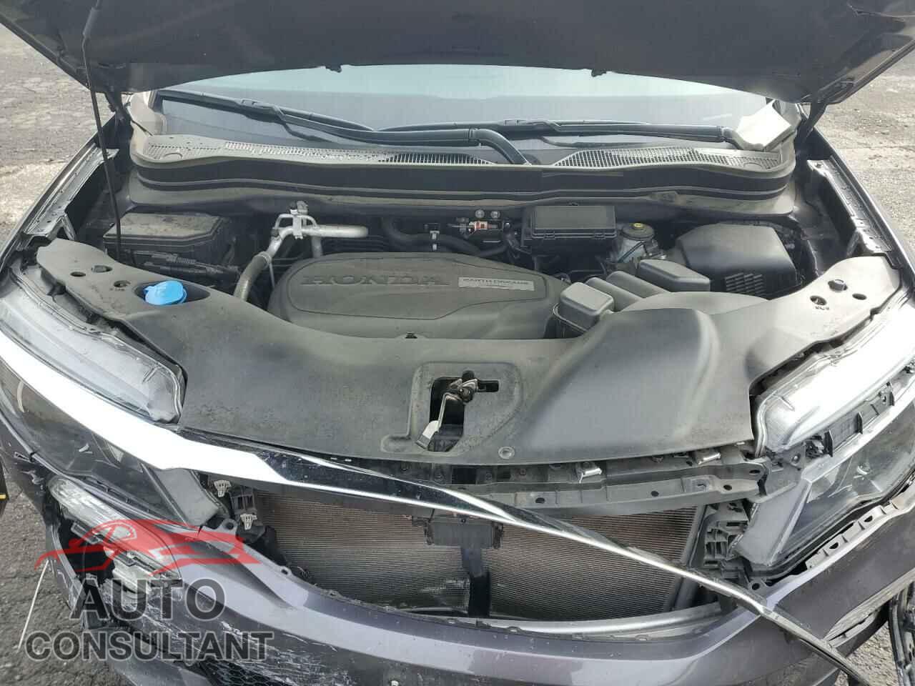 HONDA PILOT 2017 - 5FNYF6H90HB087323