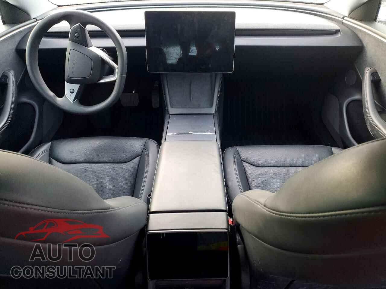 TESLA MODEL 3 2025 - 5YJ3E1EB2SF914639