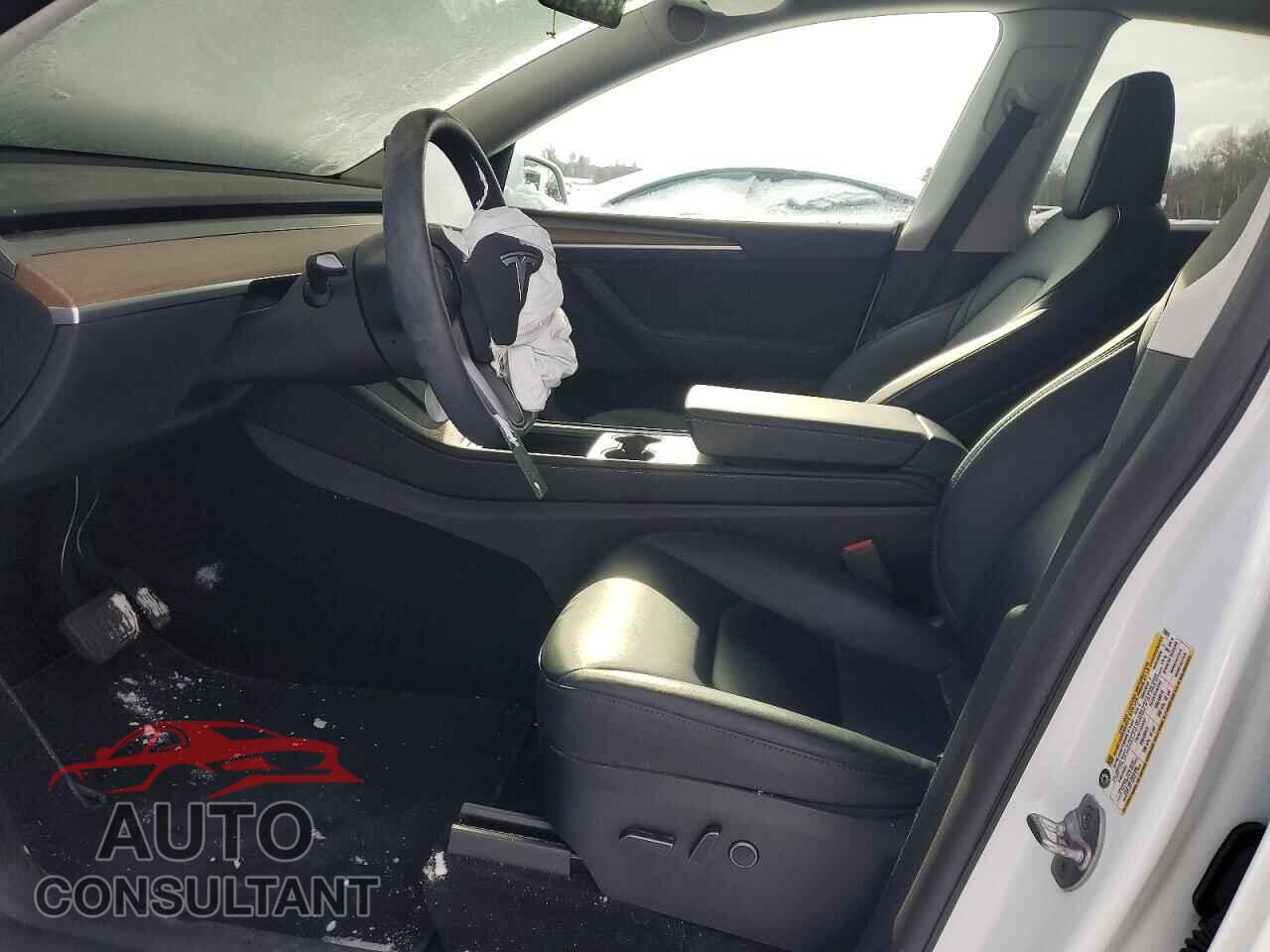 TESLA MODEL Y 2023 - 7SAYGDEE9PF775910