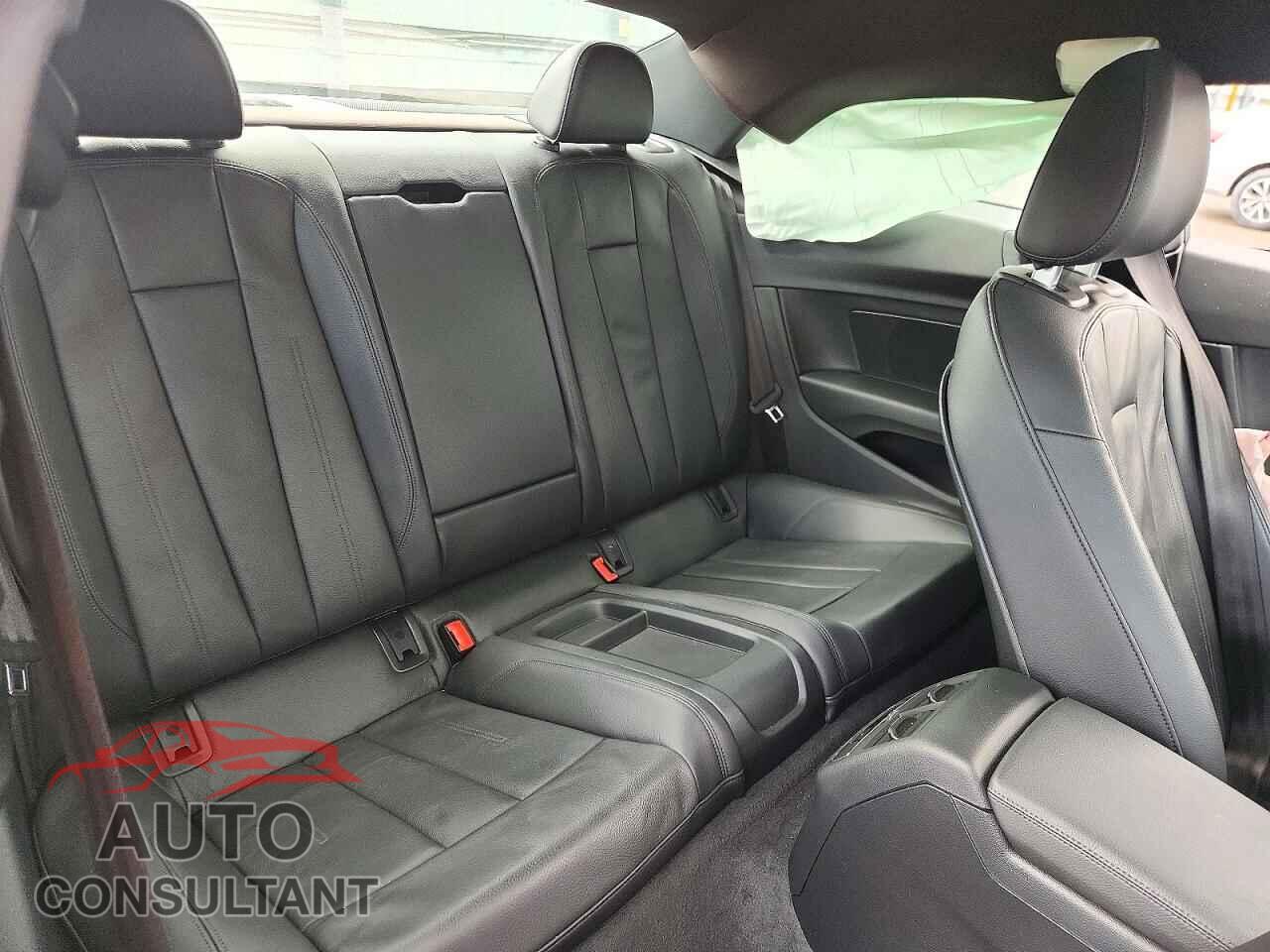 AUDI A5 2018 - WAUNNAF56JA025557
