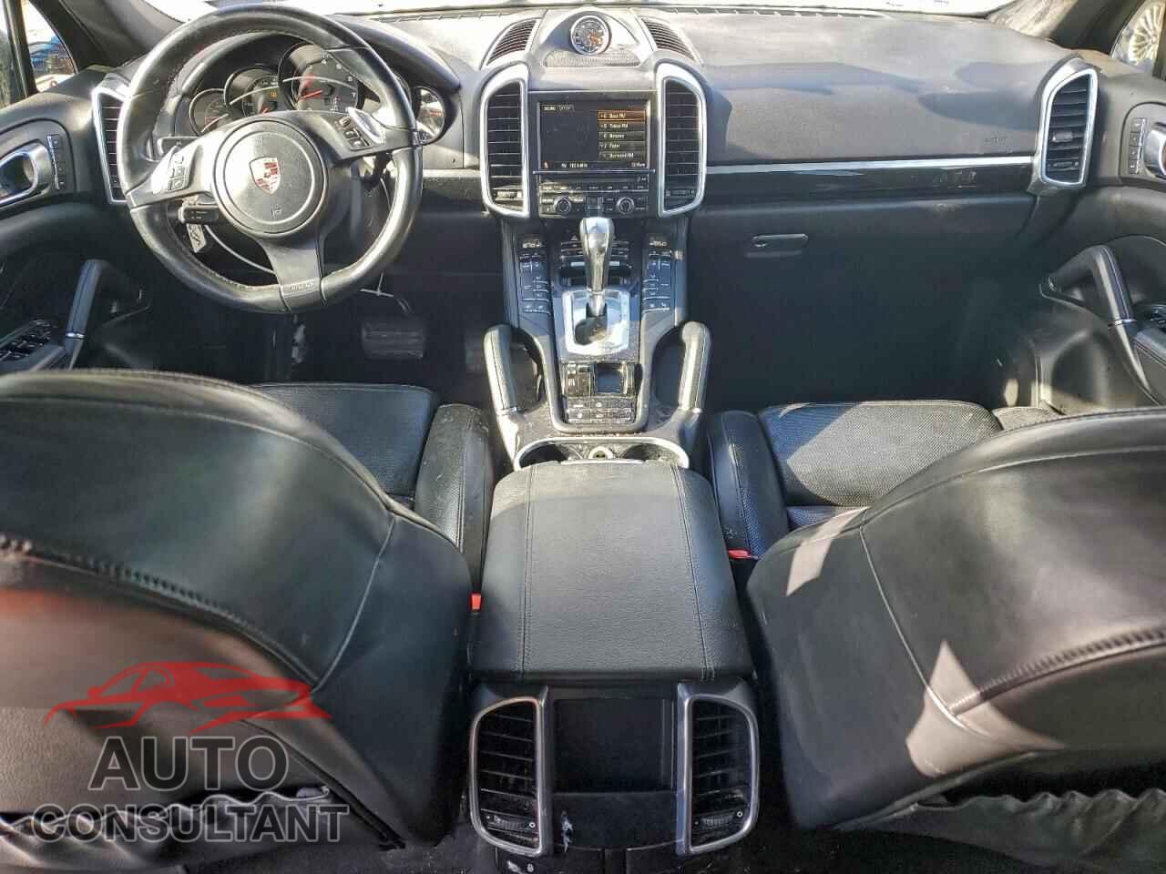 PORSCHE CAYENNE 2012 - WP1AA2A29CLA04157