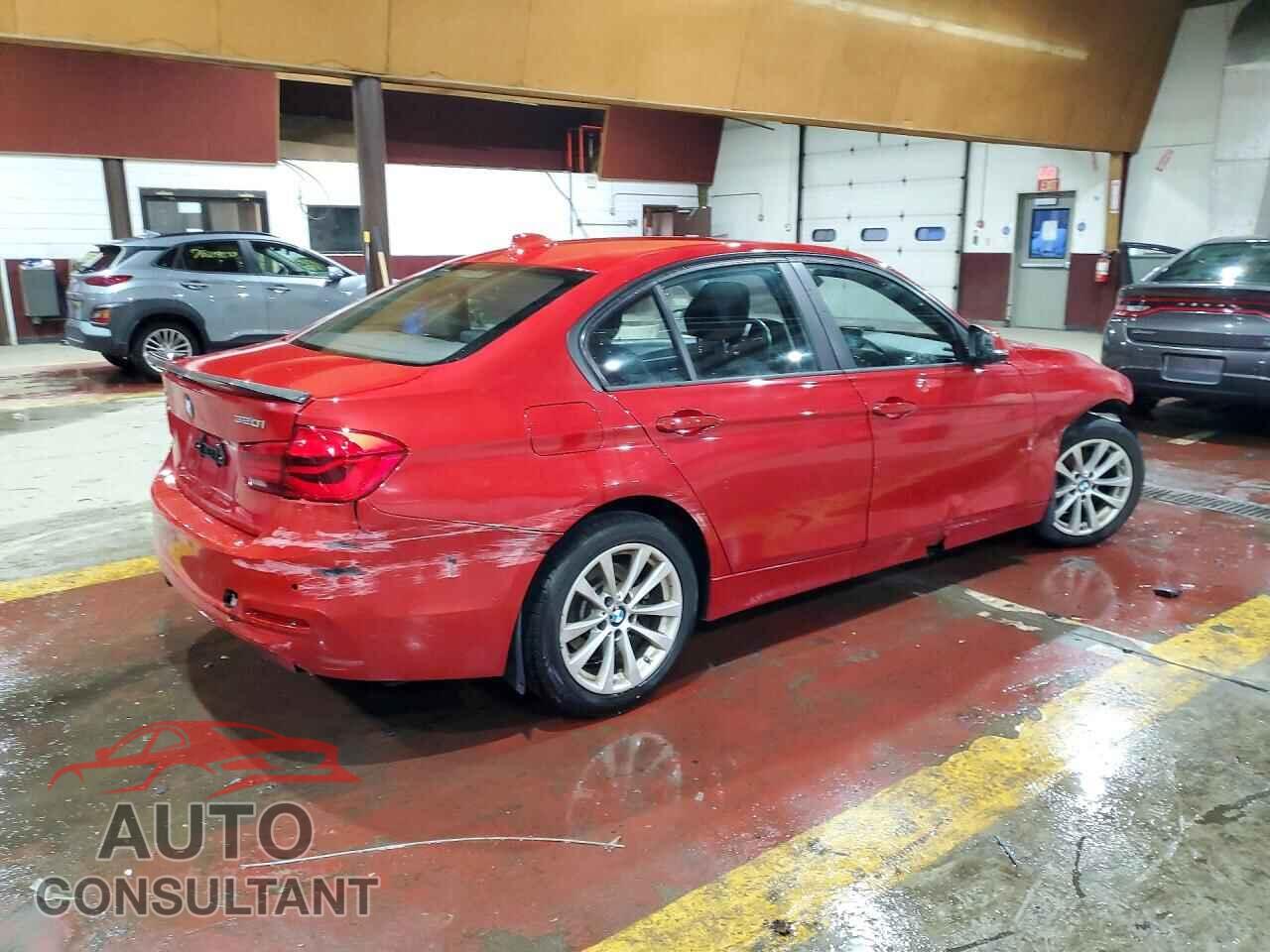 BMW 3 SERIES 2017 - WBA8A3C30HK692345