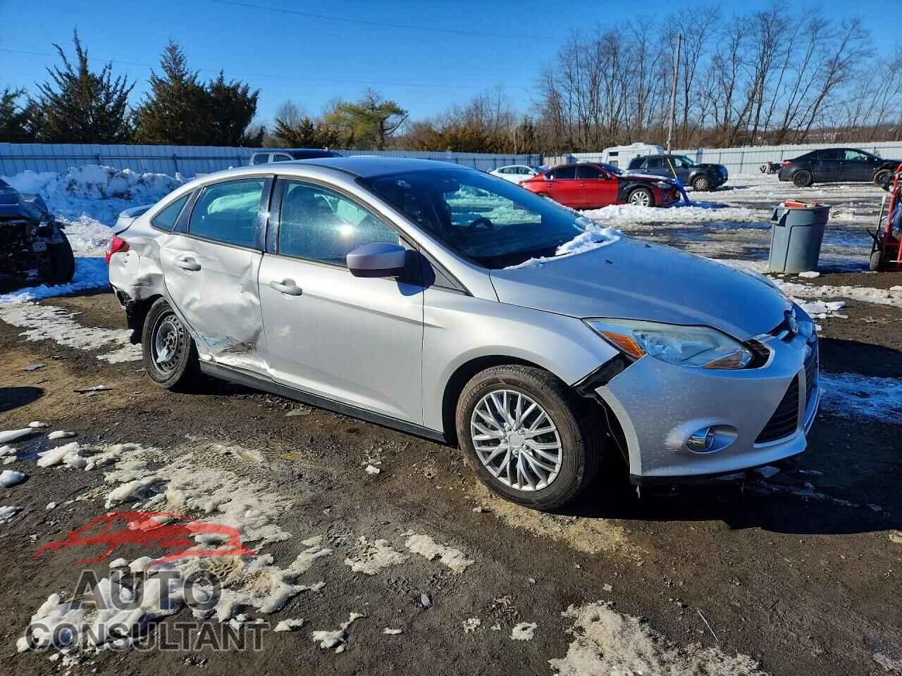 FORD FOCUS 2012 - 1FAHP3F24CL213082