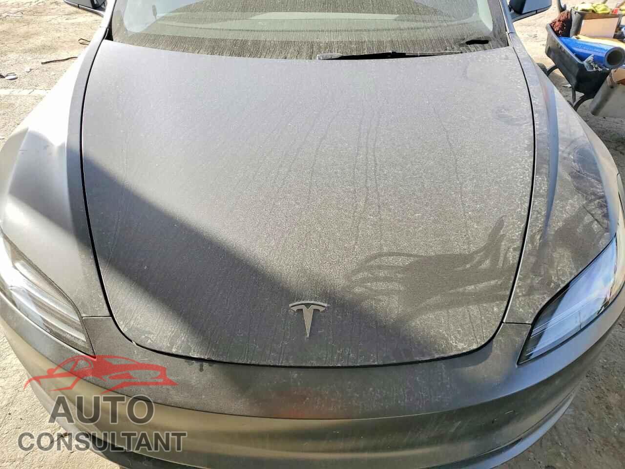 TESLA MODEL 3 2024 - 5YJ3E1EA7RF853337