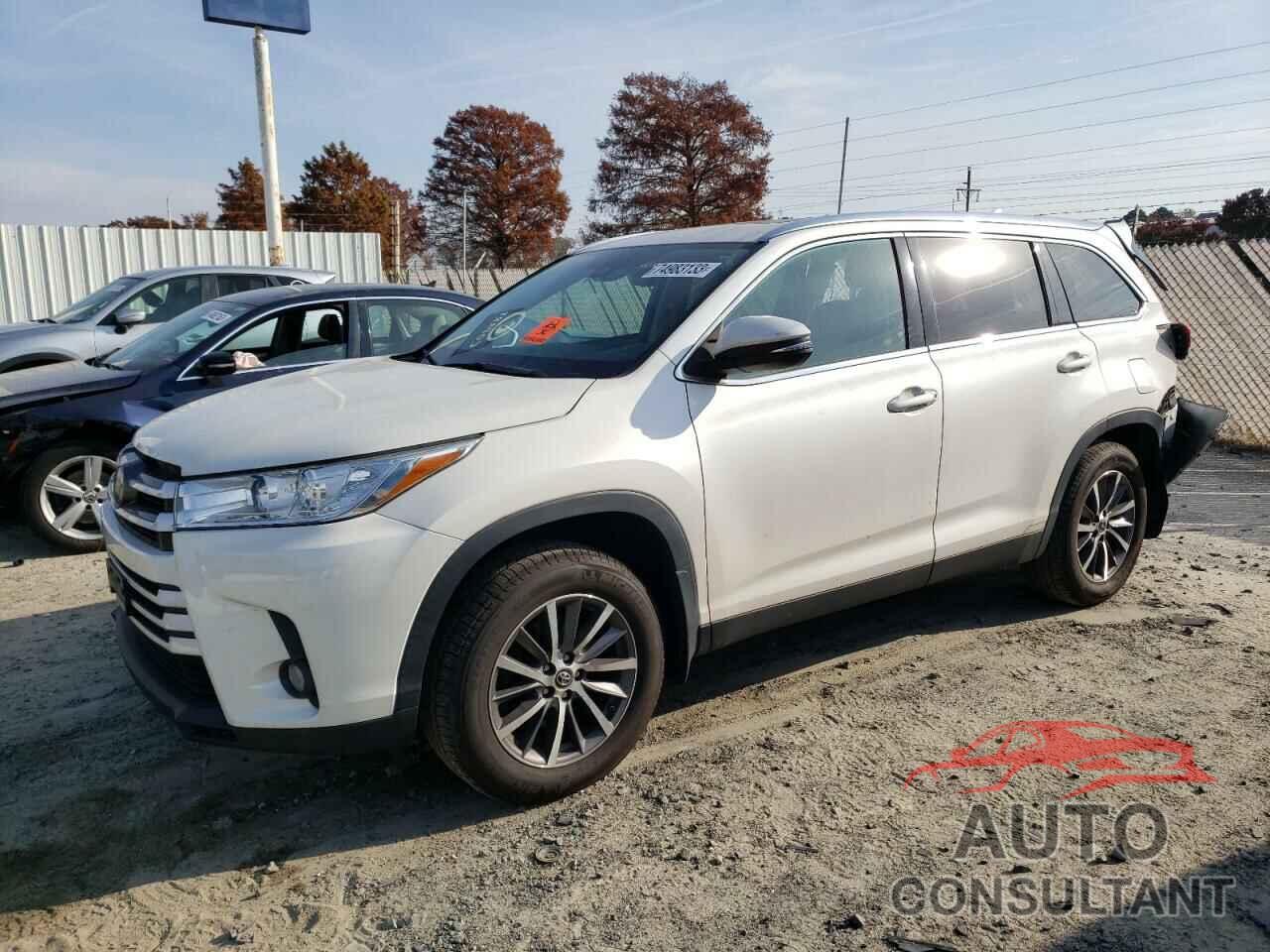 TOYOTA HIGHLANDER 2019 - 5TDJZRFH4KS597388