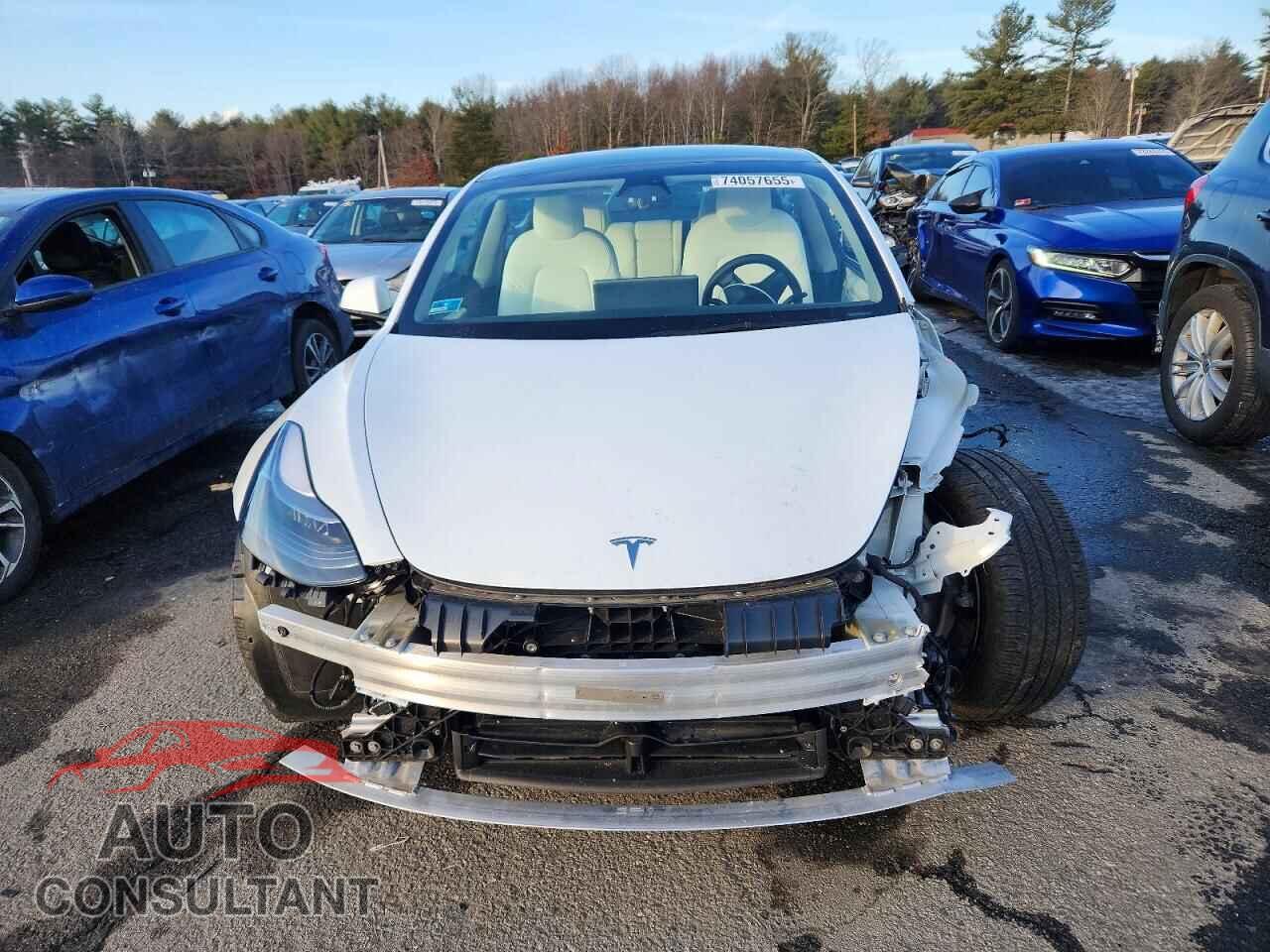 TESLA MODEL 3 2023 - 5YJ3E1EA3PF484702