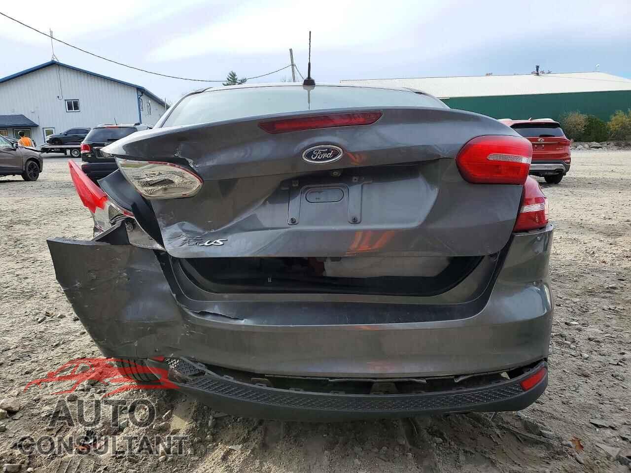 FORD FOCUS 2015 - 1FADP3E2XFL310646