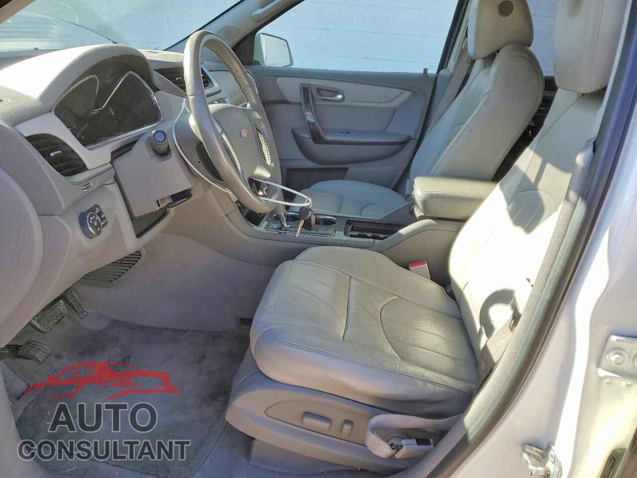 CHEVROLET TRAVERSE 2013 - 1GNKRLKD4DJ110511