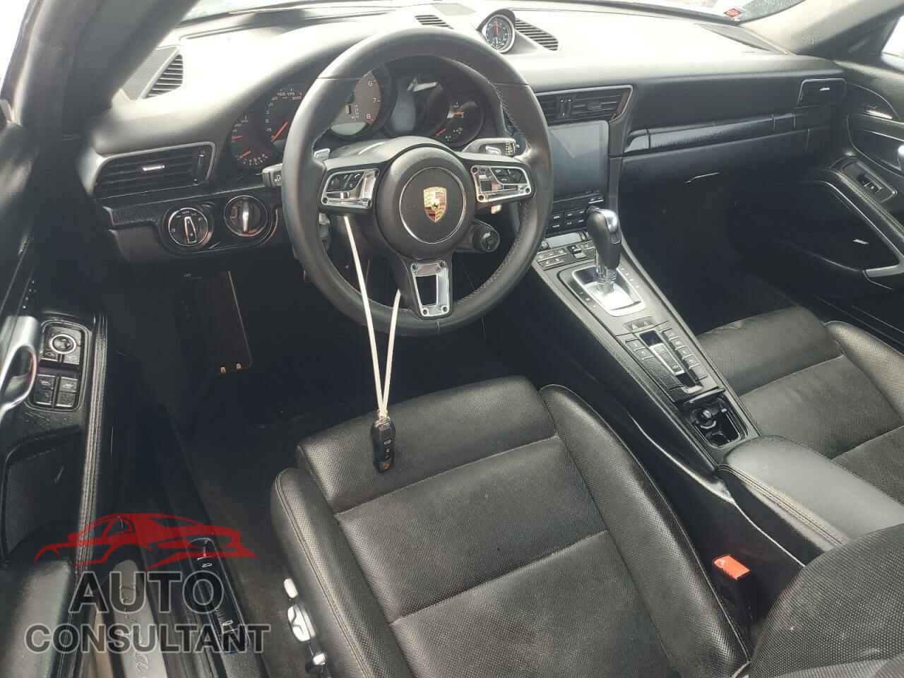 PORSCHE 911 2019 - WP0BB2A93KS126324