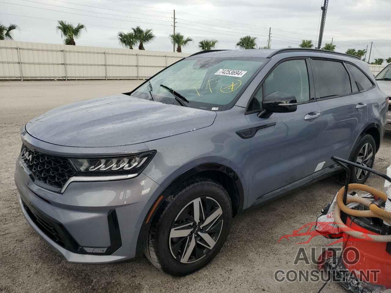 KIA SORENTO 2022 - 5XYRL4LC8NG139712