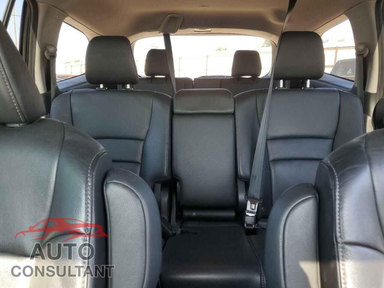 HONDA PILOT 2019 - 5FNYF6H55KB048232