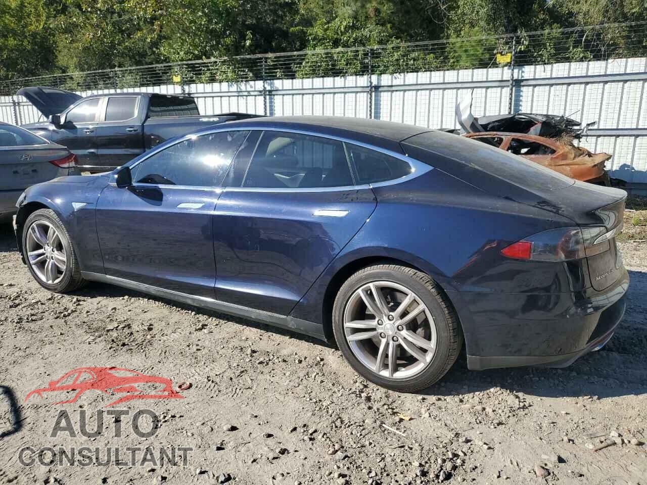 TESLA MODEL S 2014 - 5YJSA1H10EFP51648