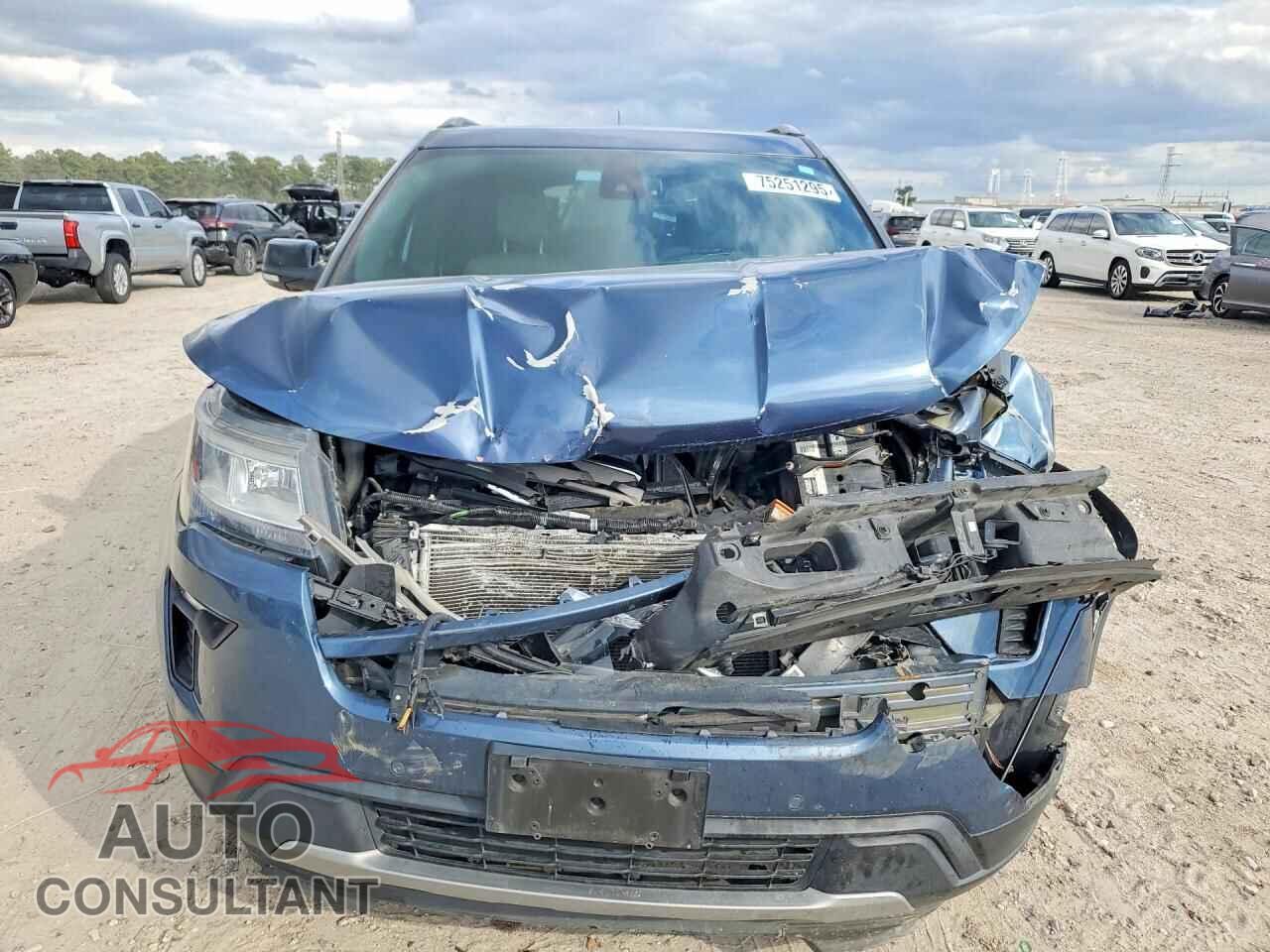 FORD EXPLORER 2018 - 1FM5K7D84JGB42591