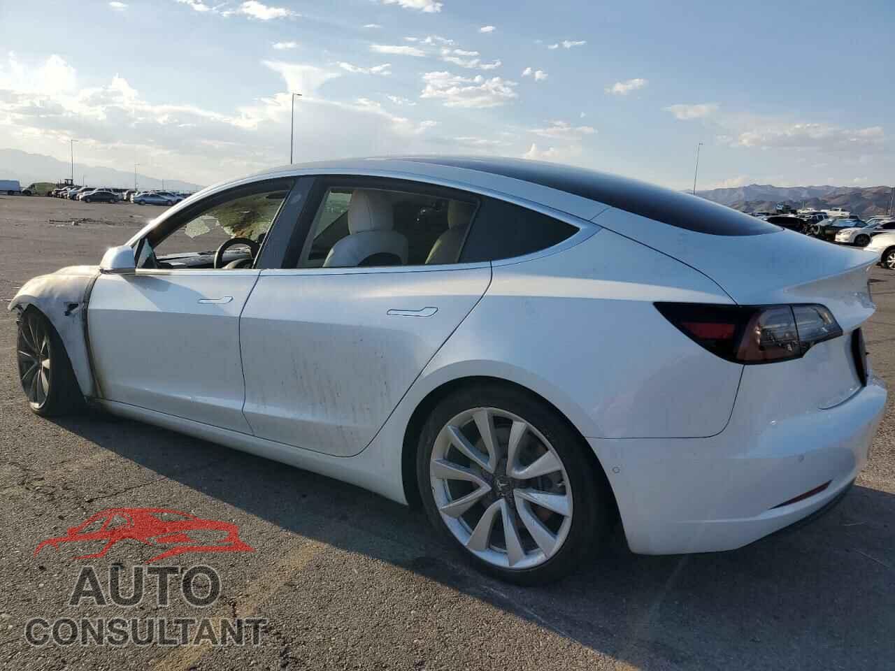 TESLA MODEL 3 2019 - 5YJ3E1EA5KF486928