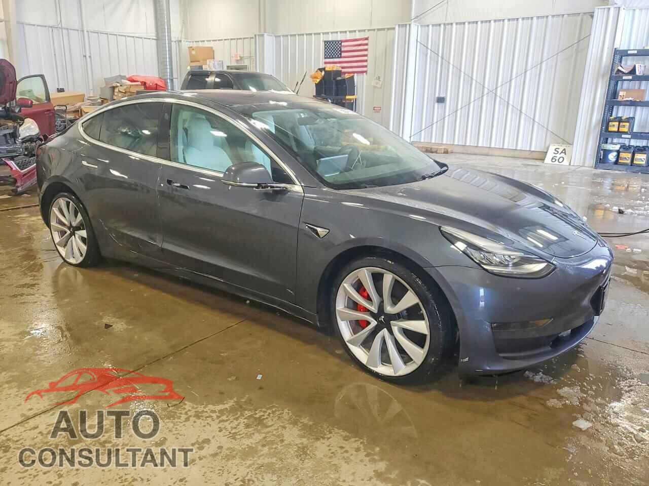 TESLA MODEL 3 2018 - 5YJ3E1EB6JF079983