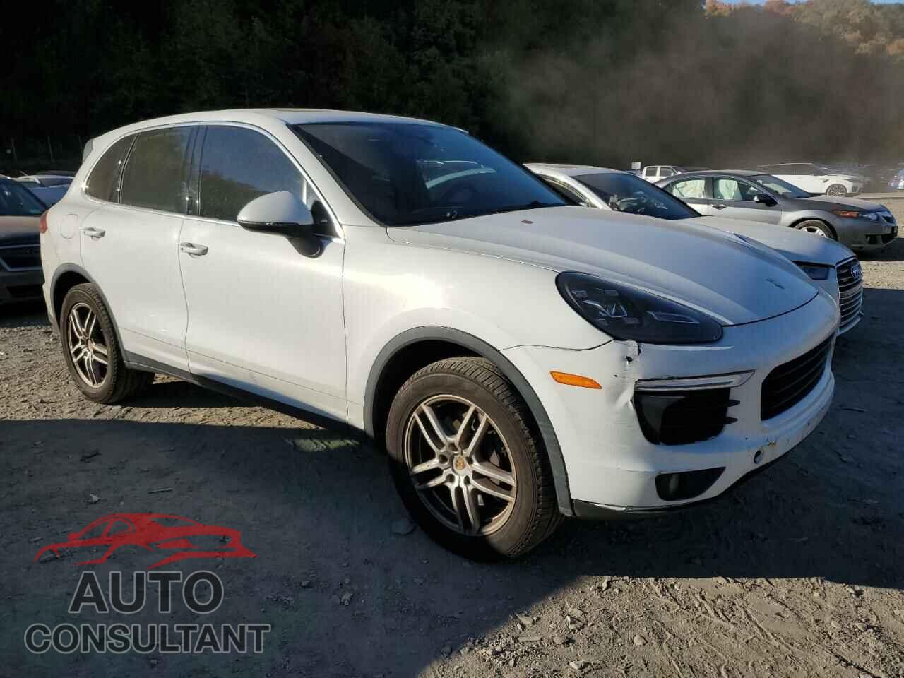 PORSCHE CAYENNE 2016 - WP1AA2A22GLA01445