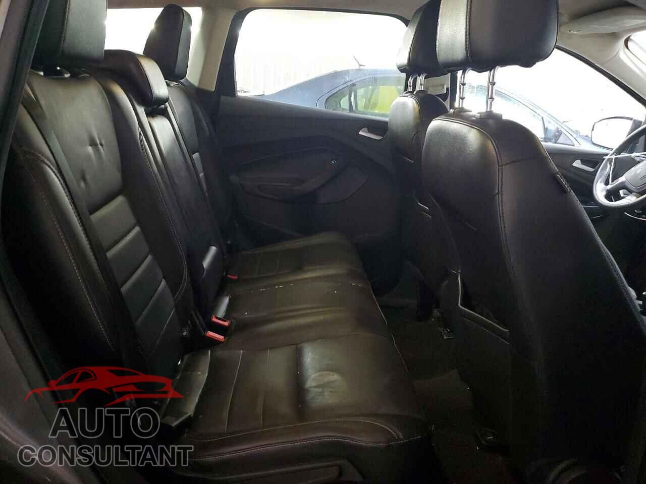 FORD ESCAPE 2016 - 1FMCU0GX9GUC07845